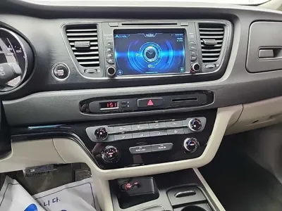 Kia Canival 2016, 94451 км, за 7557.01 USD - фото 10