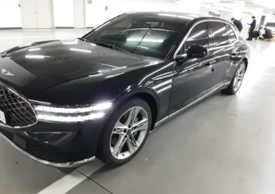 Genesis G90 2022, 108656 км, за 6695.55 USD