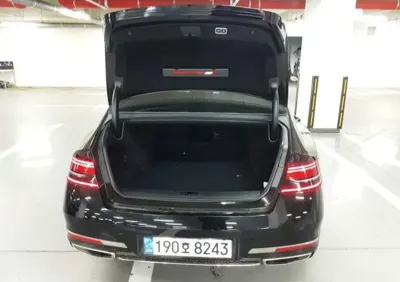 Genesis G90 2022, 108656 км, за 6695.55 USD - фото 9