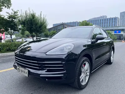 Porsche Cayenne · 2019 год