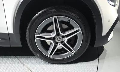 Mercedes-Benz GLB-Class 2021, 49284 км, за 21076.97 USD