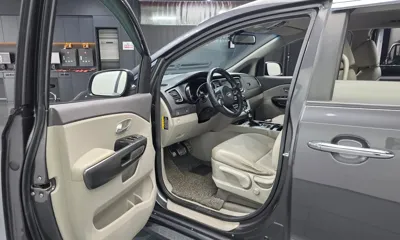 Kia Canival 2018, 109116 км, за 7097.74 USD - фото 11