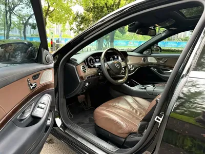 Mercedes-Benz S-Class 2015, 95000 км, за 17745.39 USD