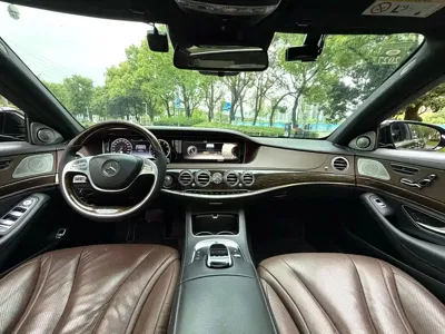 Mercedes-Benz S-Class 2015, 95000 км, за 17745.39 USD