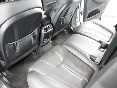 Hyundai Santafe 2023, 61484 км, за 19450.97 USD - фото 16