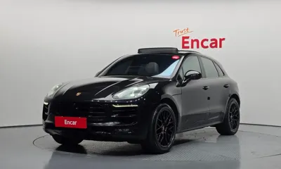 Porsche Macan · 2018 год