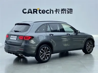 Mercedes-Benz GLC 2021, 54300 км, за 26014.8 USD