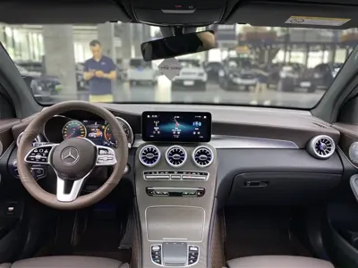 Mercedes-Benz GLC 2021, 54300 км, за 26014.8 USD - фото 11