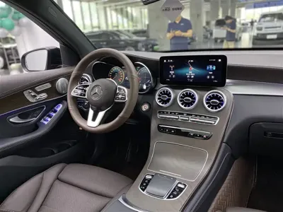 Mercedes-Benz GLC 2021, 54300 км, за 26014.8 USD - фото 12