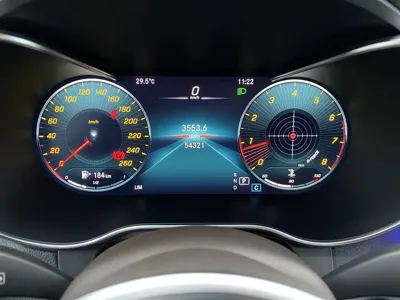 Mercedes-Benz GLC 2021, 54300 км, за 26014.8 USD - фото 14