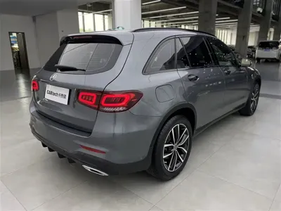 Mercedes-Benz GLC 2021, 54300 км, за 26014.8 USD - фото 32