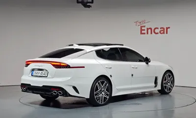 Kia Stinger 2022, 75090 км, за 17649.4 USD