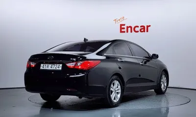 Hyundai Sonata 2011, 88406 км, за 2995.38 USD