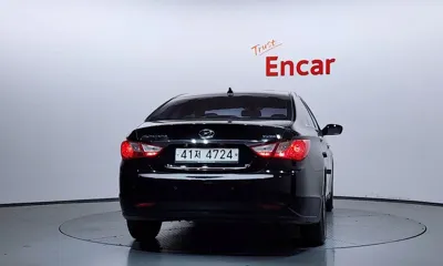 Hyundai Sonata 2011, 88406 км, за 2995.38 USD