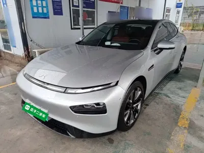 Xpeng P7 · 2022 год