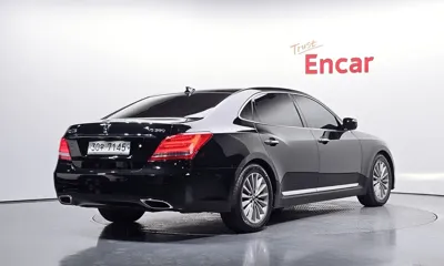 Hyundai Equus 2015, 159921 км, за 5185.77 USD