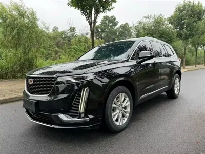 Cadillac XT6 · 2023 год