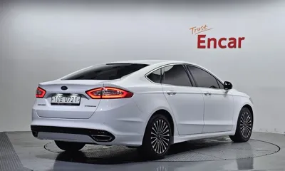 Ford Mondeo 2016, 87018 км, за 5529.54 USD