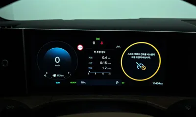 Hyundai Santafe 2024, 11409 км, за 26208.61 USD - фото 8