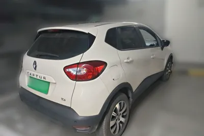 Renault Captur 2015, 54200 км, за 6775 USD