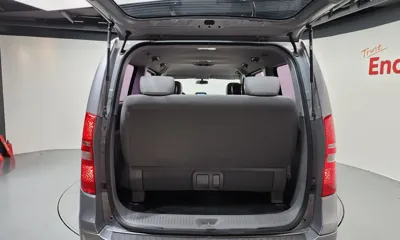 Hyundai Starex 2019, 45818 км, за 10641.09 USD - фото 20