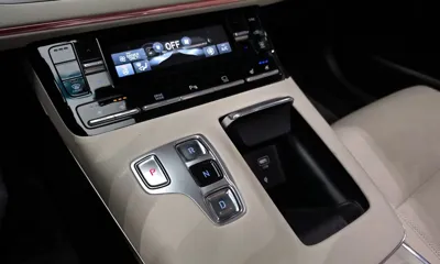 Hyundai Grandeur 2022, 80912 км, за 17832.84 USD - фото 9