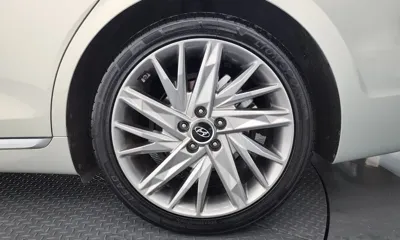 Hyundai Grandeur 2020, 95592 км, за 14806.99 USD - фото 21