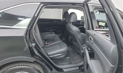Kia Sorento 2023, 16939 км, за 21127.21 USD - фото 11