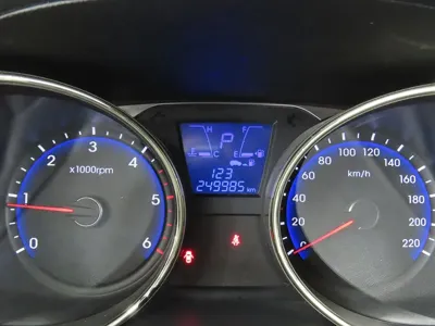 Hyundai Tucson 2011, 249982 км, за 1916.98 USD - фото 8