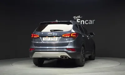 Hyundai Santafe 2016, 124528 км, за 7475.78 USD
