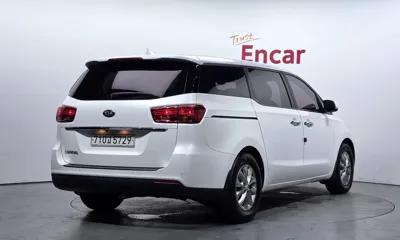 Kia Canival 2020, 111299 км, за 7198.58 USD