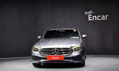 Mercedes-Benz E-Class 2021, 69995 км, за 19495.54 USD