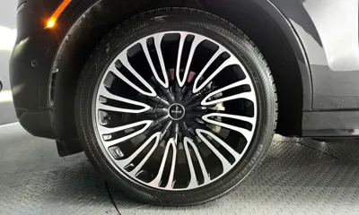Lincoln Aviator 2021, 38943 км, за 30723.48 USD