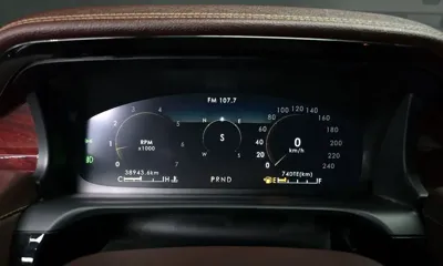 Lincoln Aviator 2021, 38943 км, за 30723.48 USD - фото 8