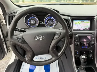 Hyundai Sonata 2014, 199000 км, за 2470.26 USD - фото 11