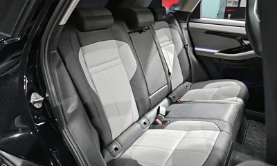 Land Rover Range Rover Evoque 2025, 8661 км, за 38321.77 USD - фото 12
