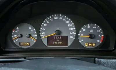 Mercedes-Benz E-Class 2002, 248194 км, за 3087.23 USD - фото 8