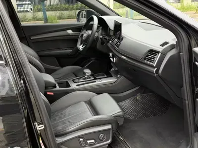 Audi Q5L 2024, 14000 км, за 30605.65 USD - фото 8