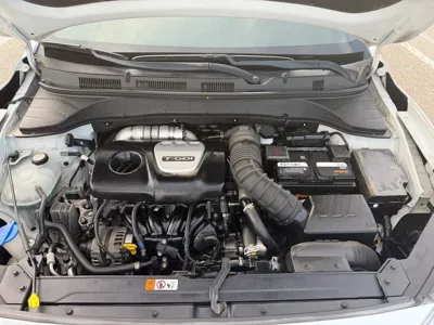 Hyundai Kona 2020, 63610 км, за 10906.94 USD - фото 6