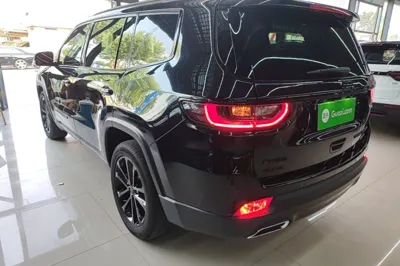Jeep Grand Commander 2020, 30200 км, за 18341 USD