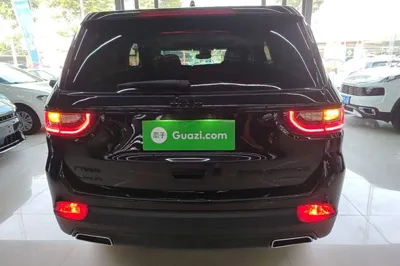 Jeep Grand Commander 2020, 30200 км, за 18341 USD