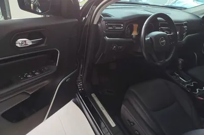 Jeep Grand Commander 2020, 30200 км, за 18341 USD - фото 26