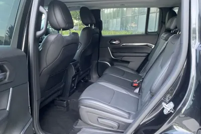 Jeep Grand Commander 2020, 30200 км, за 18341 USD - фото 32