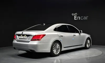 Hyundai Equus 2015, 158745 км, за 7866.21 USD