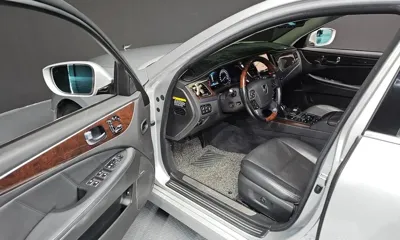 Hyundai Equus 2015, 158745 км, за 7811.47 USD - фото 10