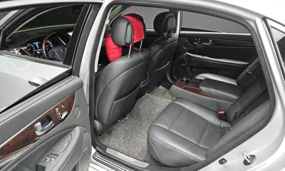 Hyundai Equus 2015, 158745 км, за 7811.47 USD - фото 11