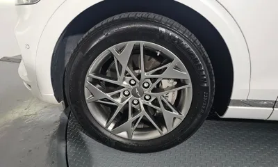 Genesis GV70 2023, 39071 км, за 26769.28 USD