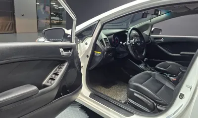 Kia K3 2015, 97277 км, за 4266.77 USD - фото 10