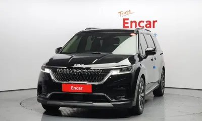 Kia Canival 2023, 61759 км, за 19491.24 USD