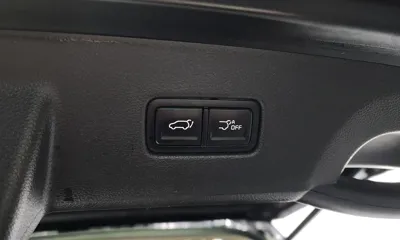 Kia Canival 2023, 61759 км, за 19491.24 USD - фото 20